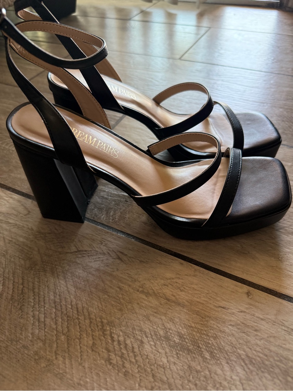 Dream Pairs Black Strappy Block Heel Sandals